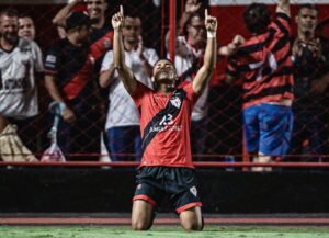 Atlético-GO reage no 2º tempo, vence Juventude de virada e sai do Z4 (Foto: Isabela Azine/Feras do Esporte)